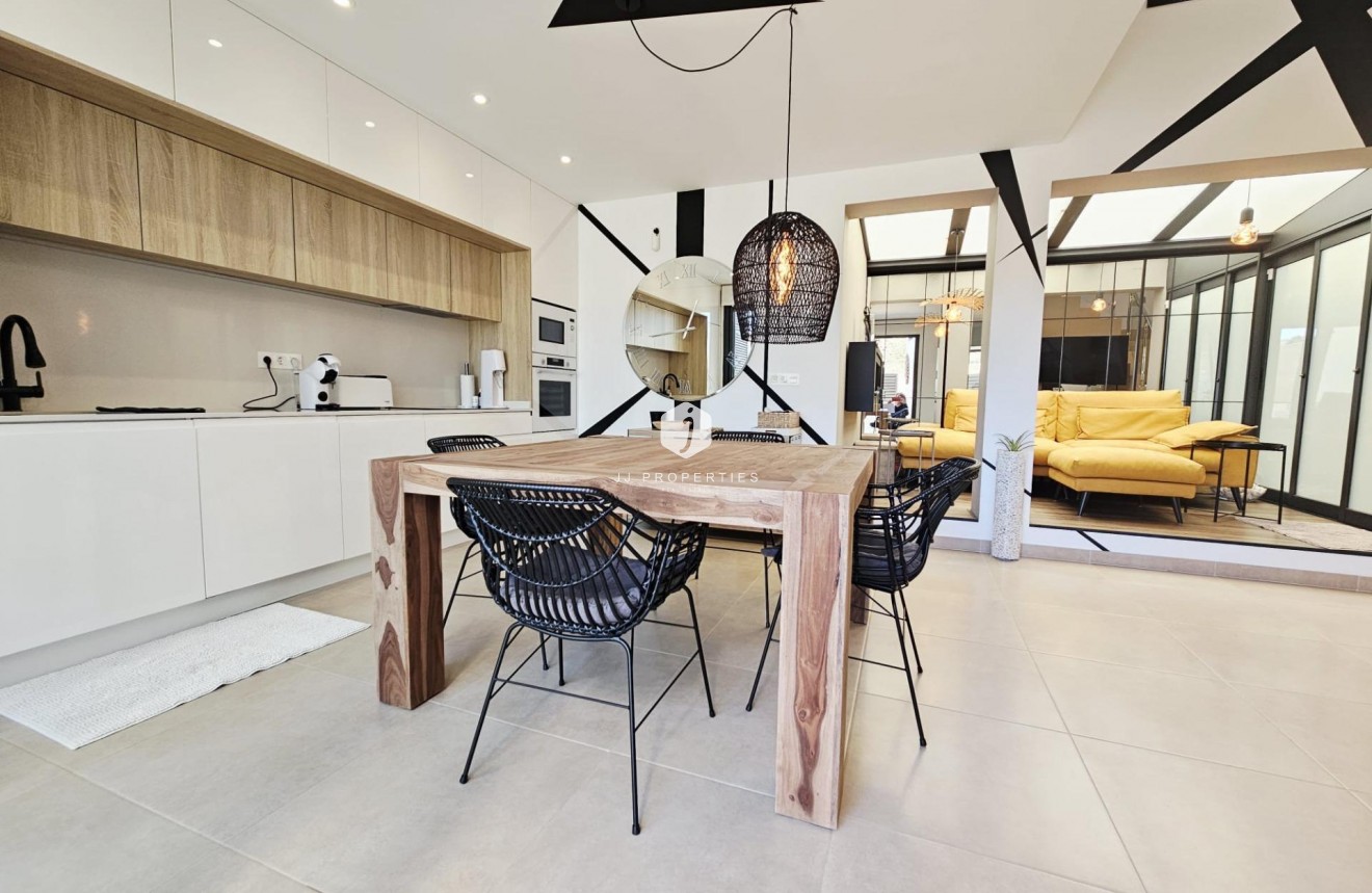 D'occasion - Villa -
Benijofar - Benimar