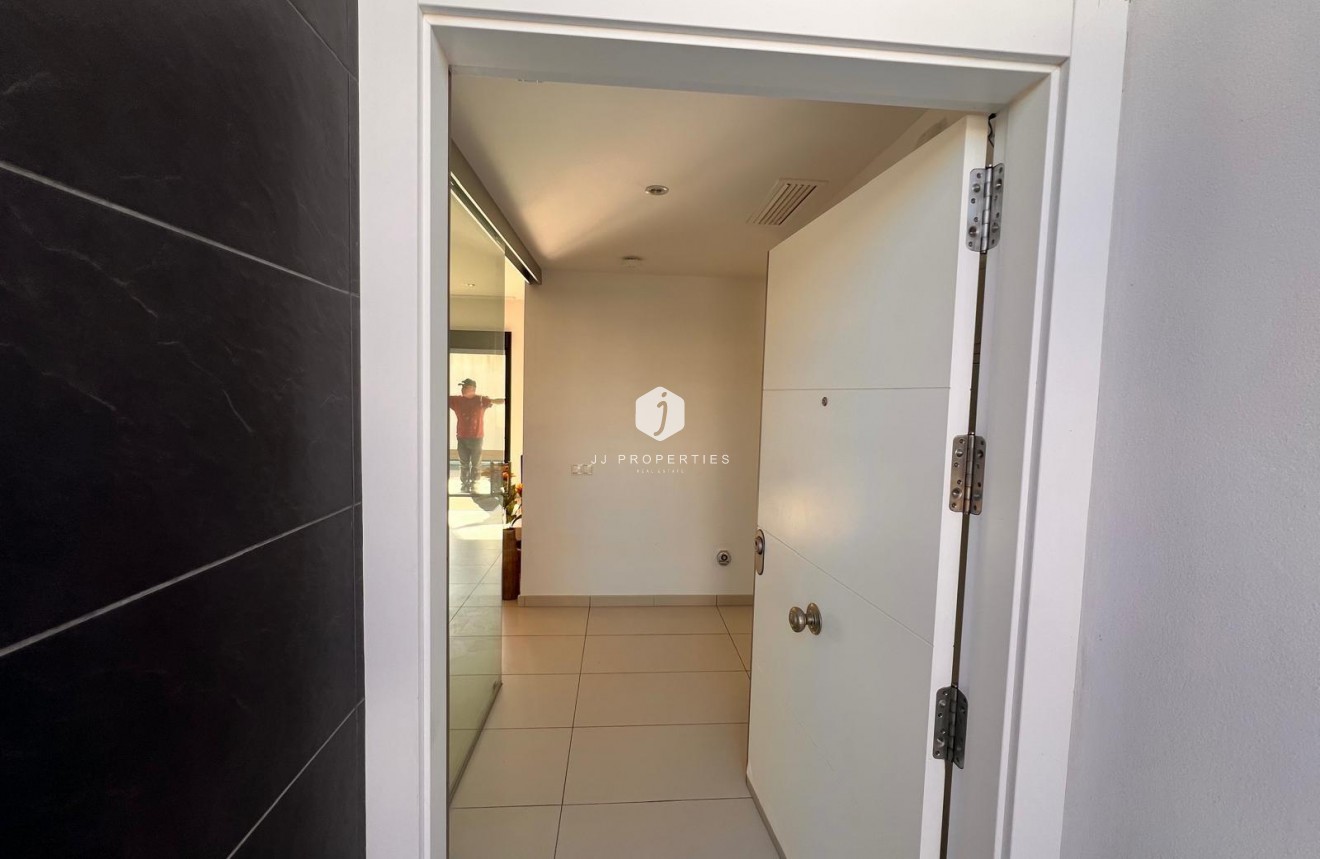 Resale - Villa -
Orihuela Costa - Lomas de Cabo Roig