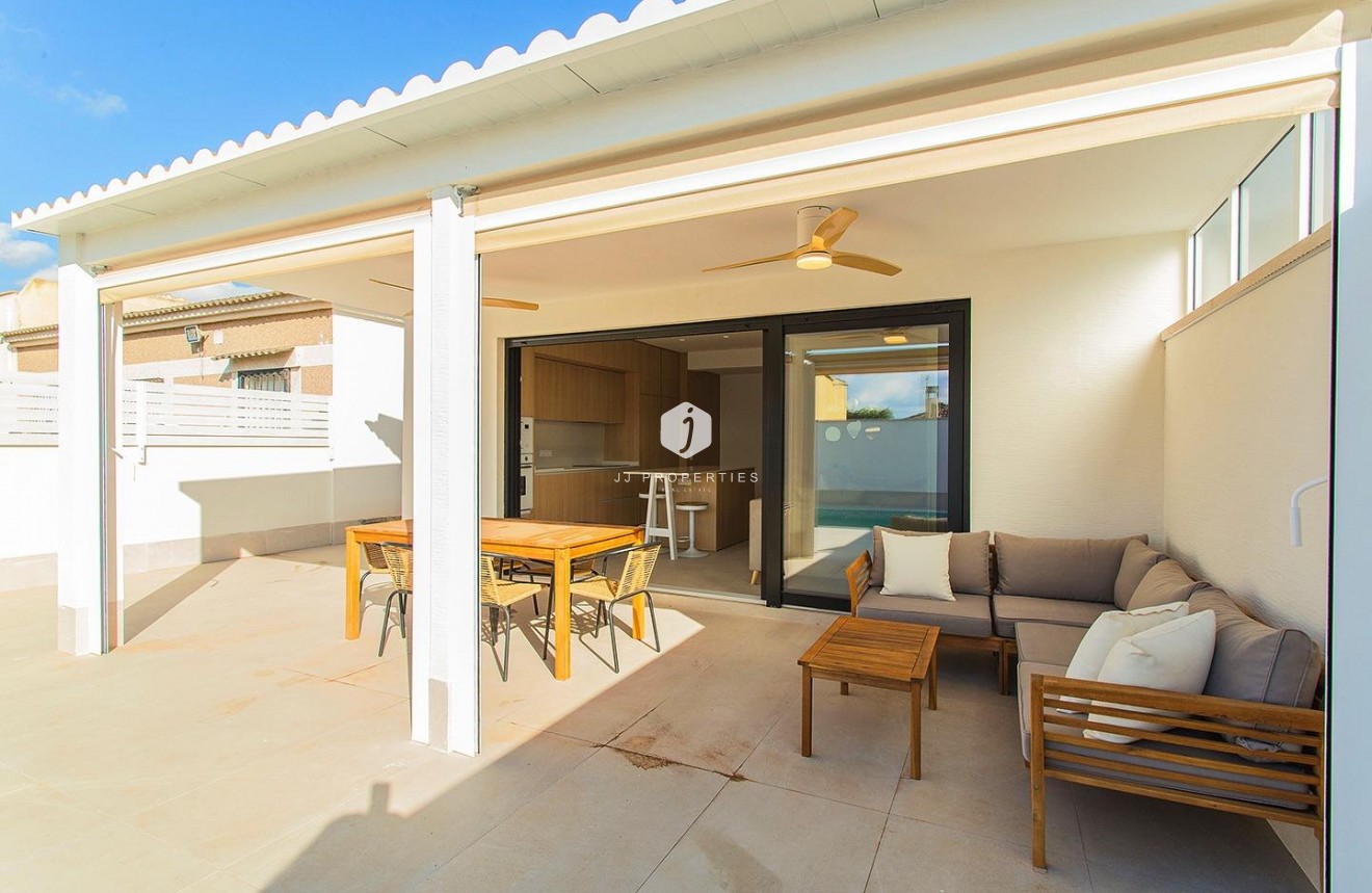 Resale - Chalet -
Torrevieja - La siesta