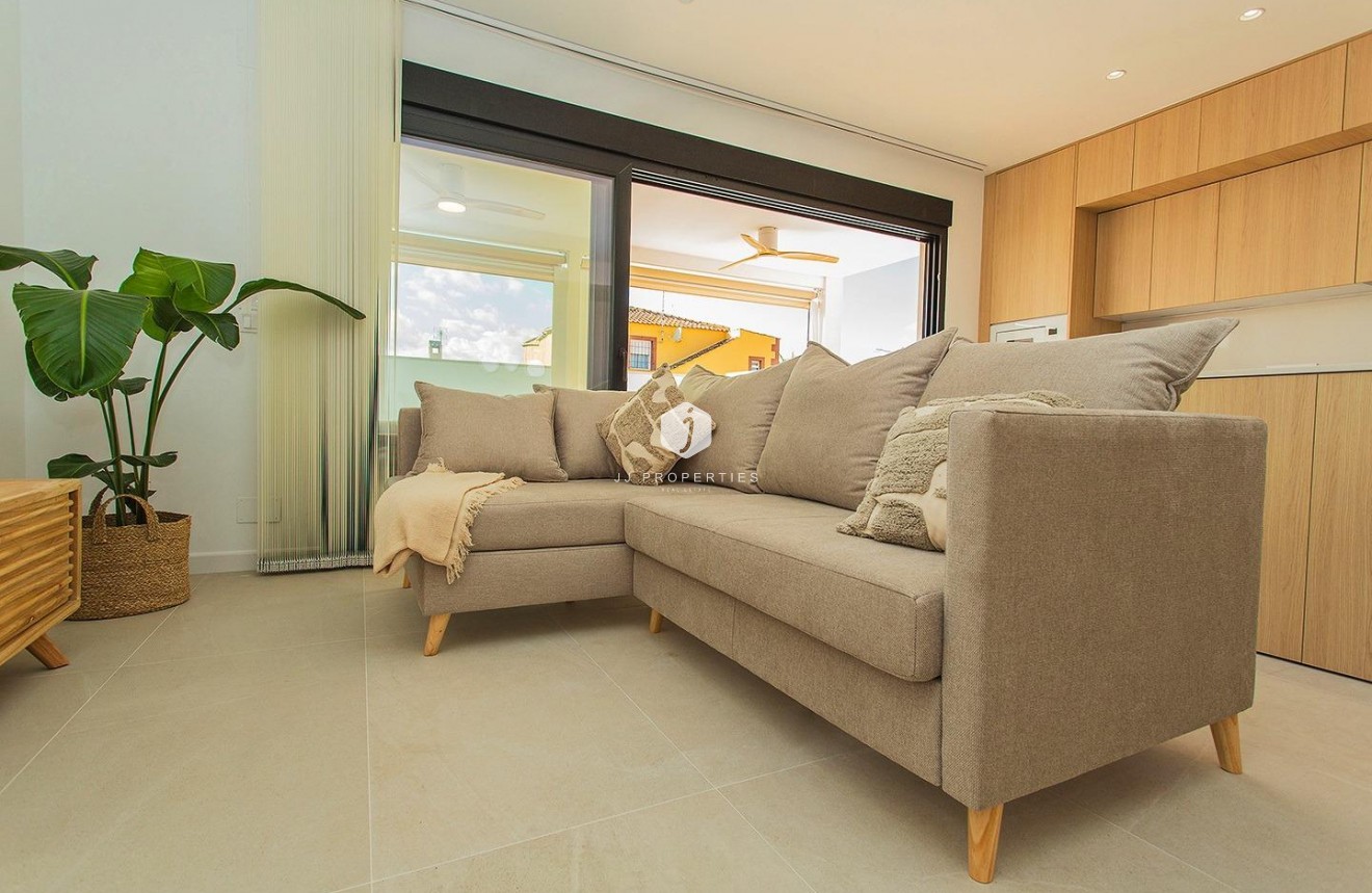 Resale - Chalet -
Torrevieja - La siesta