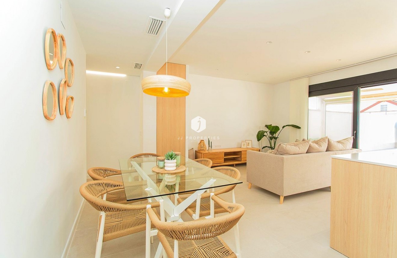 Resale - Chalet -
Torrevieja - La siesta