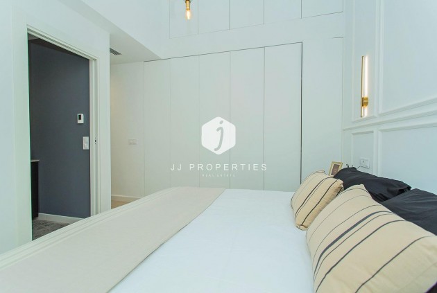 Resale - Chalet -
Torrevieja - La siesta