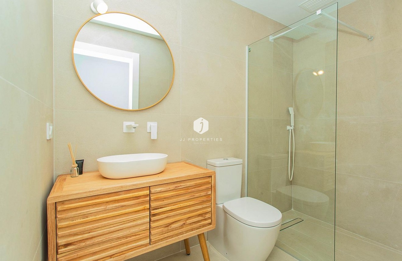 Resale - Chalet -
Torrevieja - La siesta