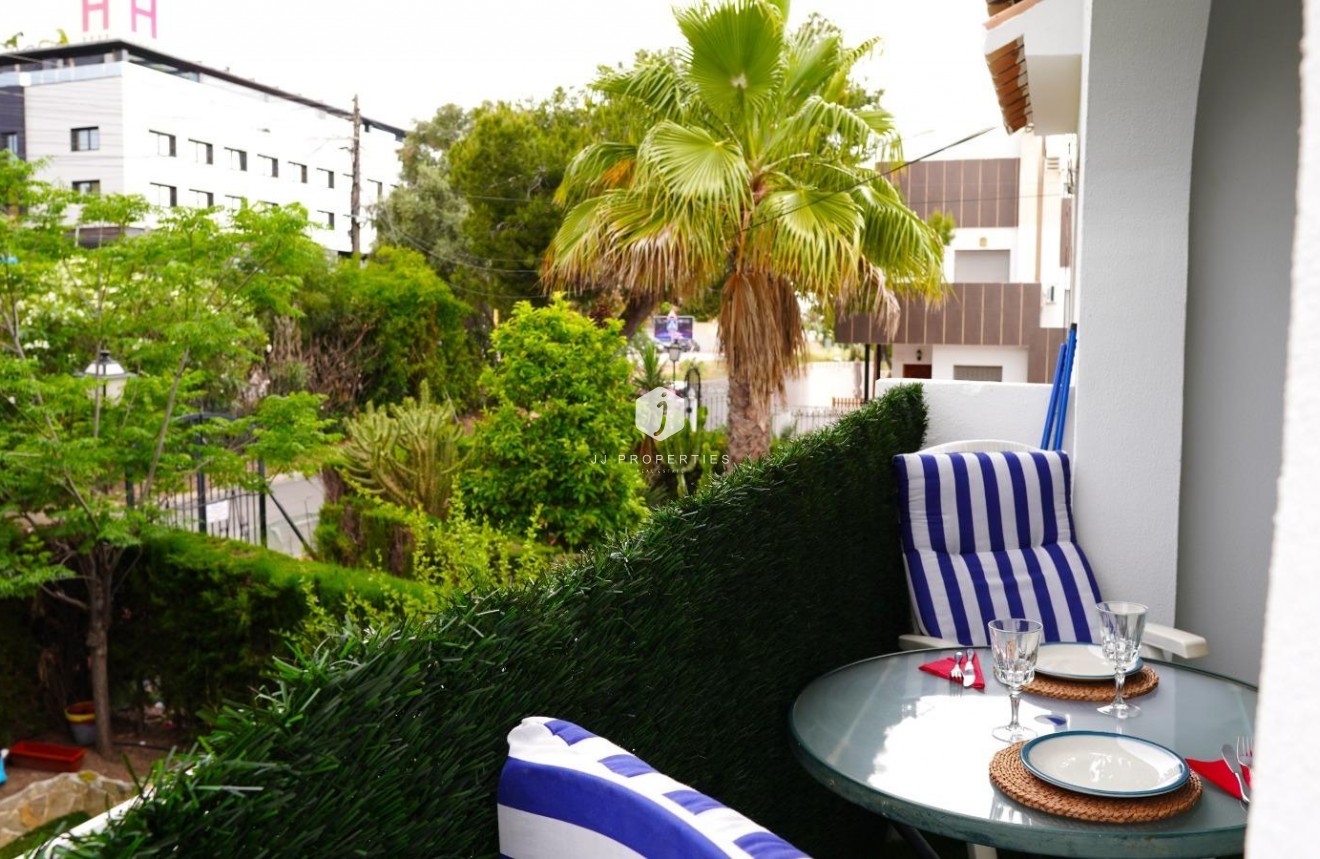 Resale - Bungalow -
Torrevieja - Los Balcones