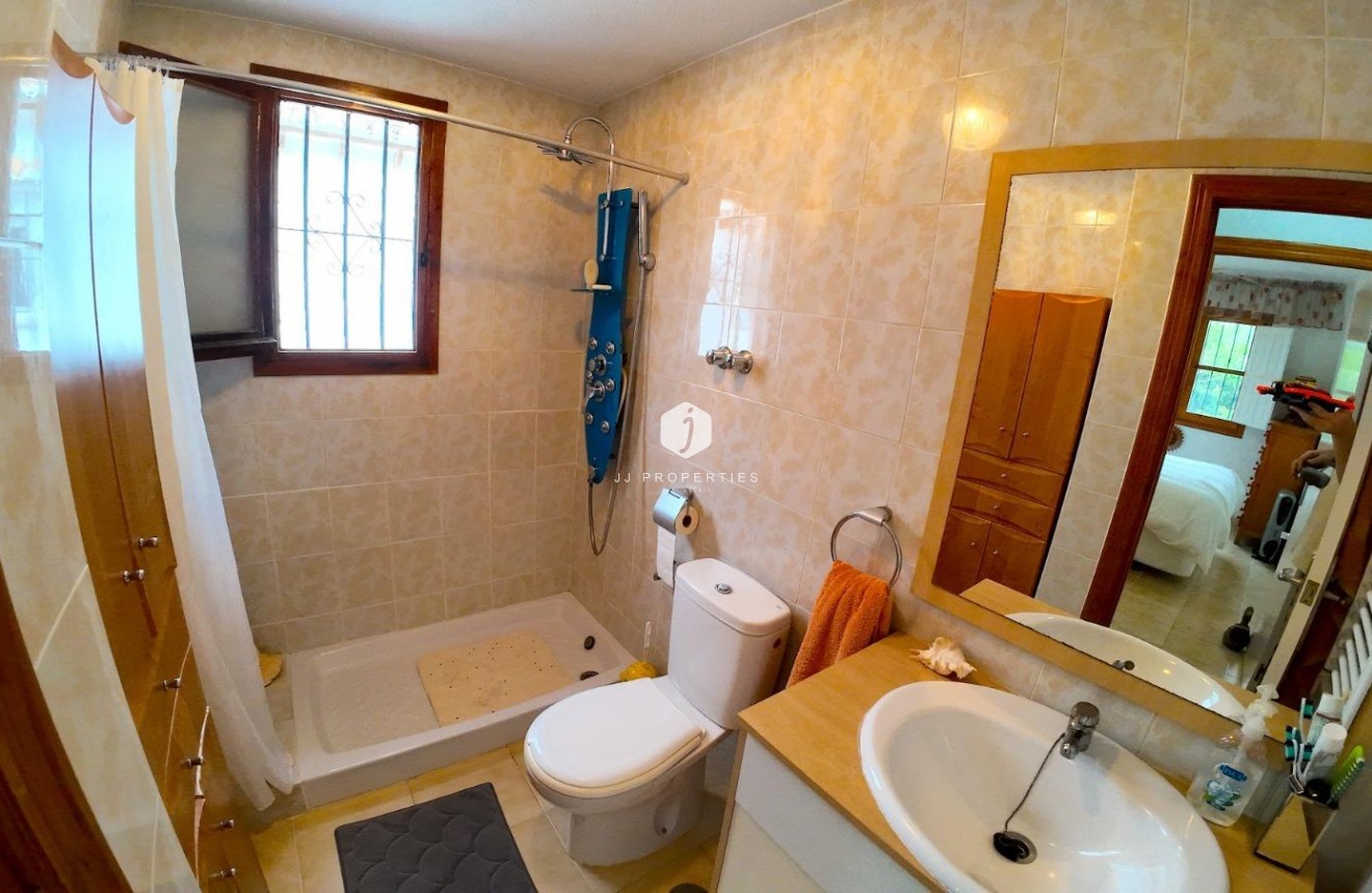 Resale - Bungalow -
Torrevieja - Los Balcones