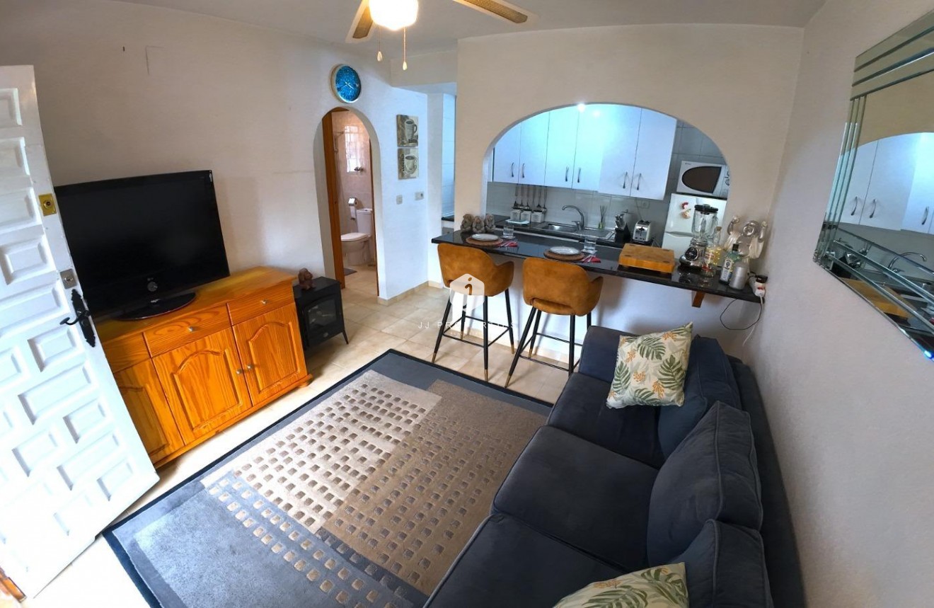 Resale - Bungalow -
Torrevieja - Los Balcones