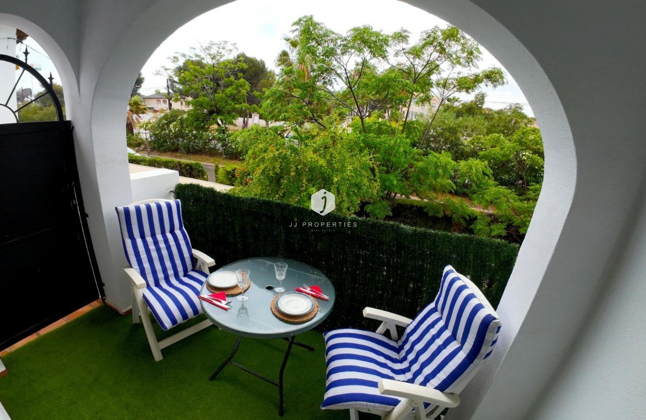Resale - Bungalow -
Torrevieja - Los Balcones
