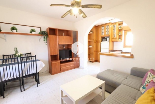 Resale - Bungalow -
Torrevieja - Costa Blanca