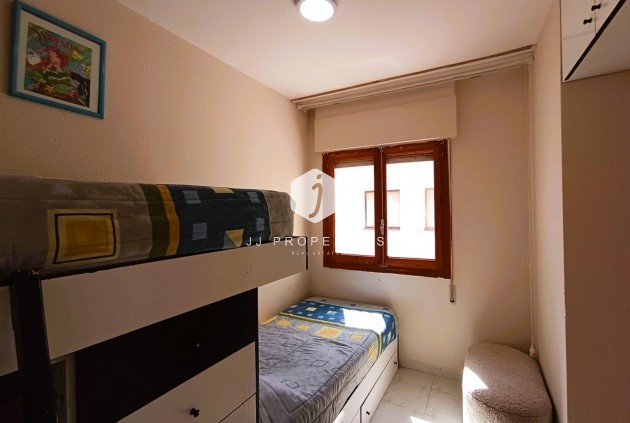 Resale - Bungalow -
Torrevieja - Costa Blanca