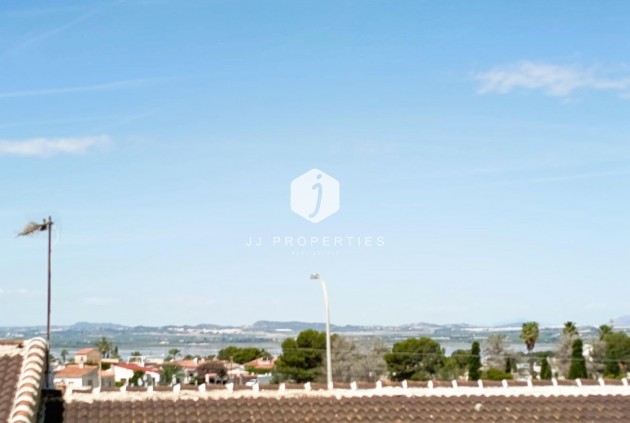 Resale - Bungalow -
Torrevieja - Costa Blanca