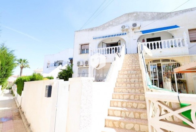 Resale - Bungalow -
Torrevieja - Costa Blanca