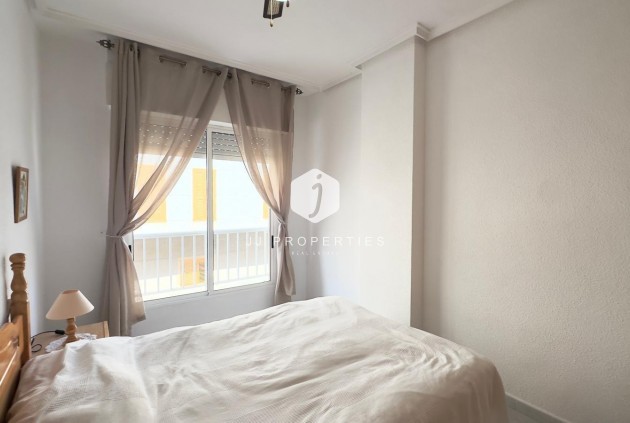 Resale - Apartment / flat -
Torrevieja - Acequion