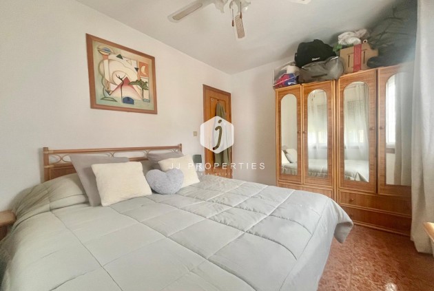 Z drugiej ręki - Bungalow -
Torrevieja - Paraje Natural
