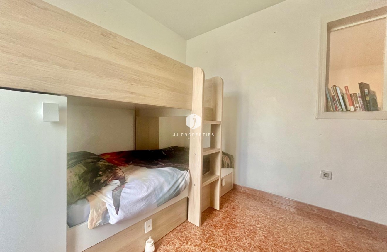 Z drugiej ręki - Bungalow -
Torrevieja - Paraje Natural