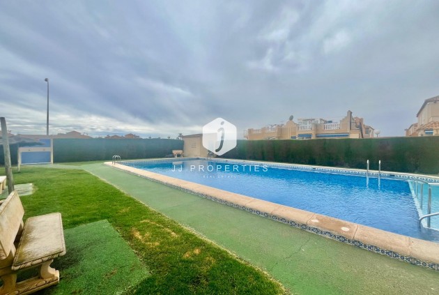 Z drugiej ręki - Bungalow -
Torrevieja - Paraje Natural
