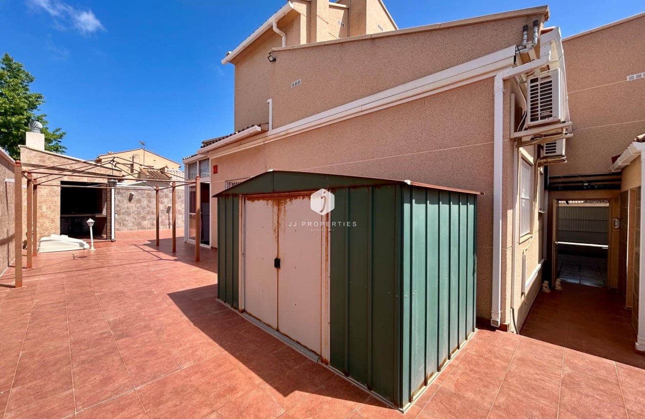 Resale - Villa -
Torrevieja - San luis