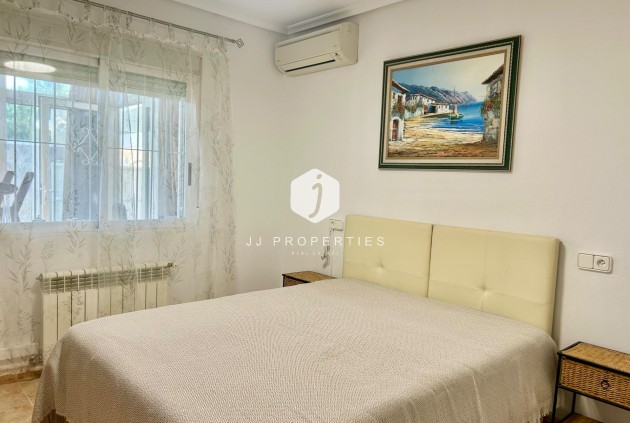 Resale - Villa -
Torrevieja - San luis