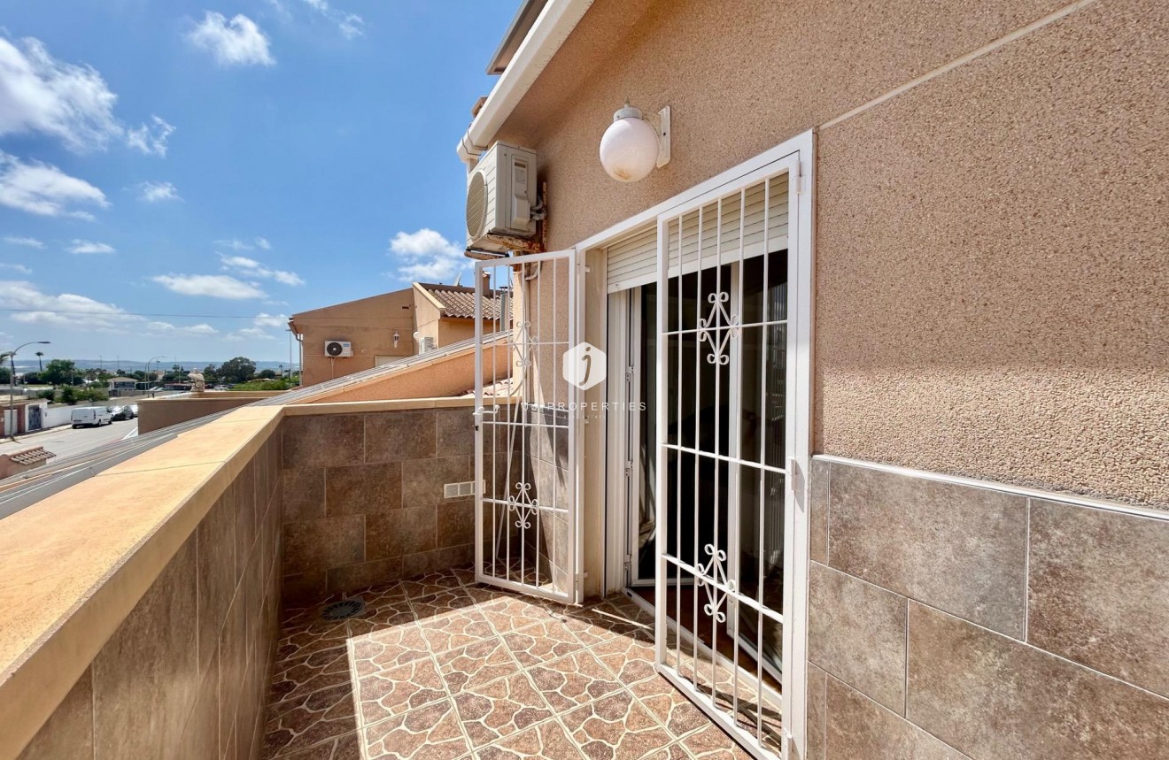 Resale - Villa -
Torrevieja - San luis