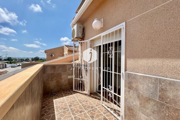 Resale - Villa -
Torrevieja - San luis