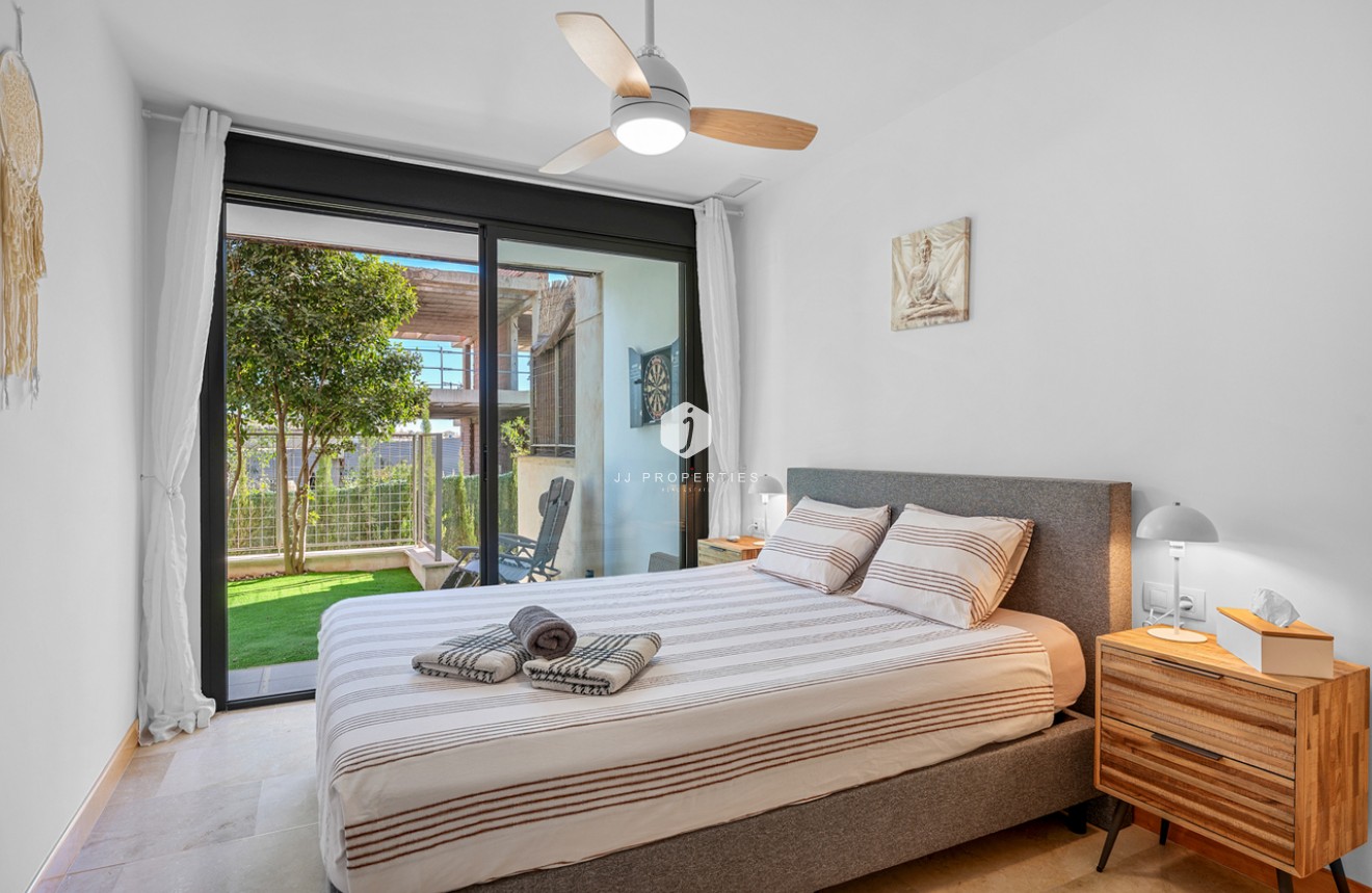 Resale - Apartment / flat -
Campoamor - Costa Blanca