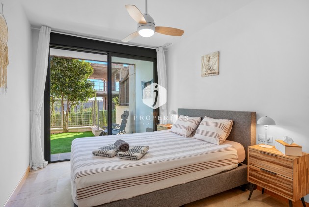 Resale - Apartment / flat -
Campoamor - Costa Blanca