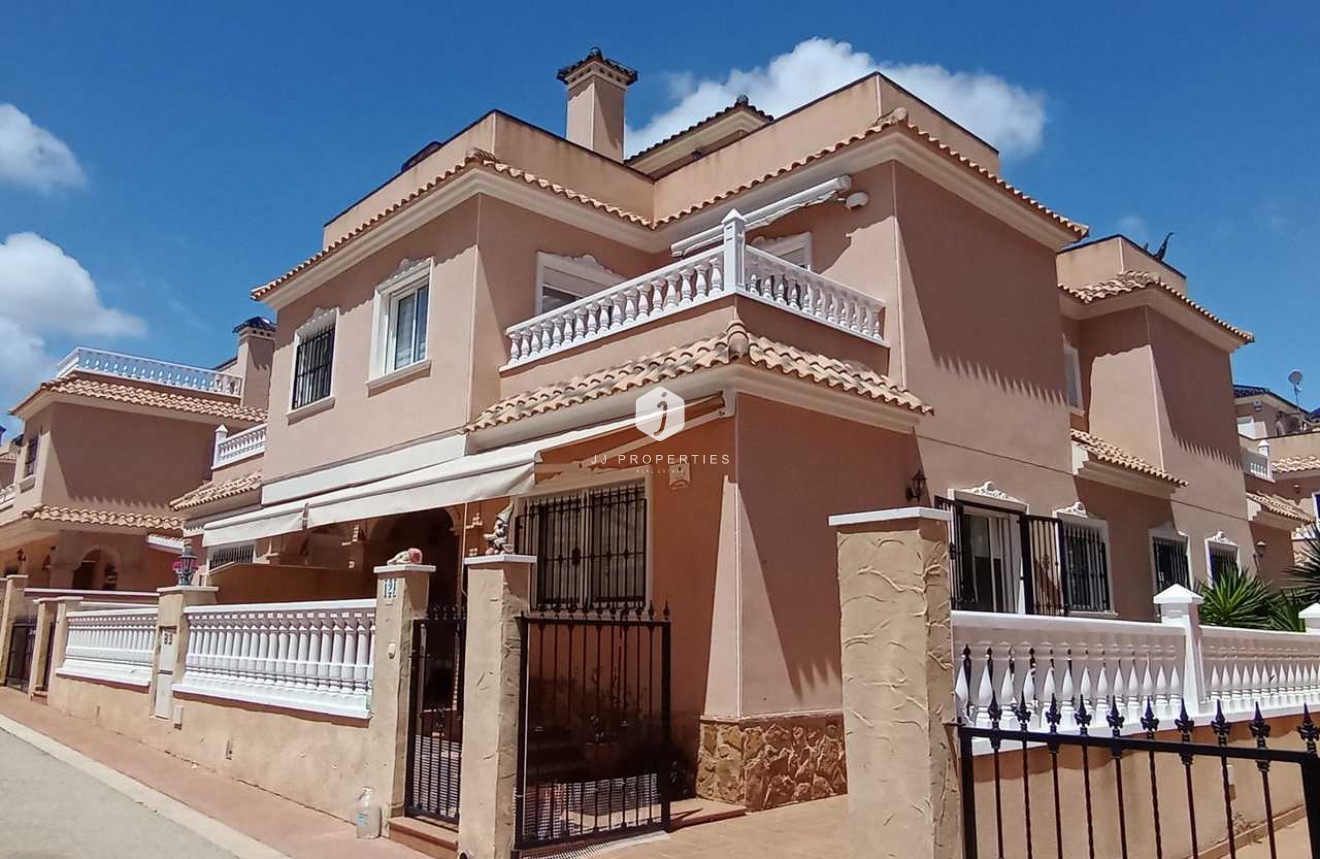 Resale - Chalet -
Los Dolses - Inland