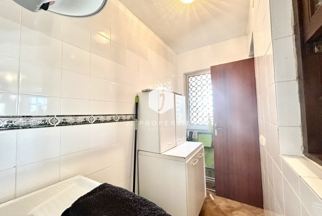 Resale - Apartment / flat -
Cabo Roig - Costa Blanca
