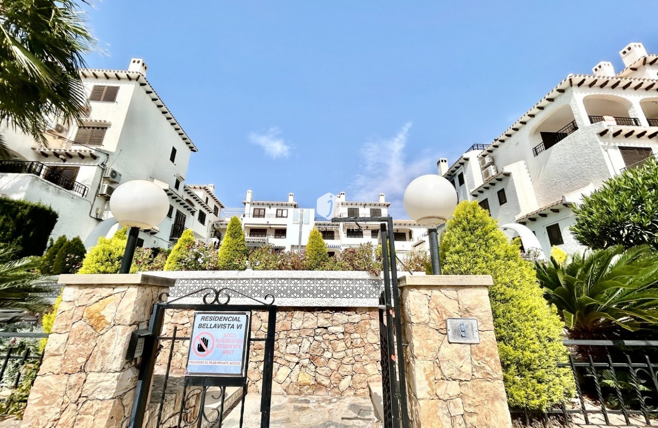 Resale - Apartment / flat -
Cabo Roig - Costa Blanca