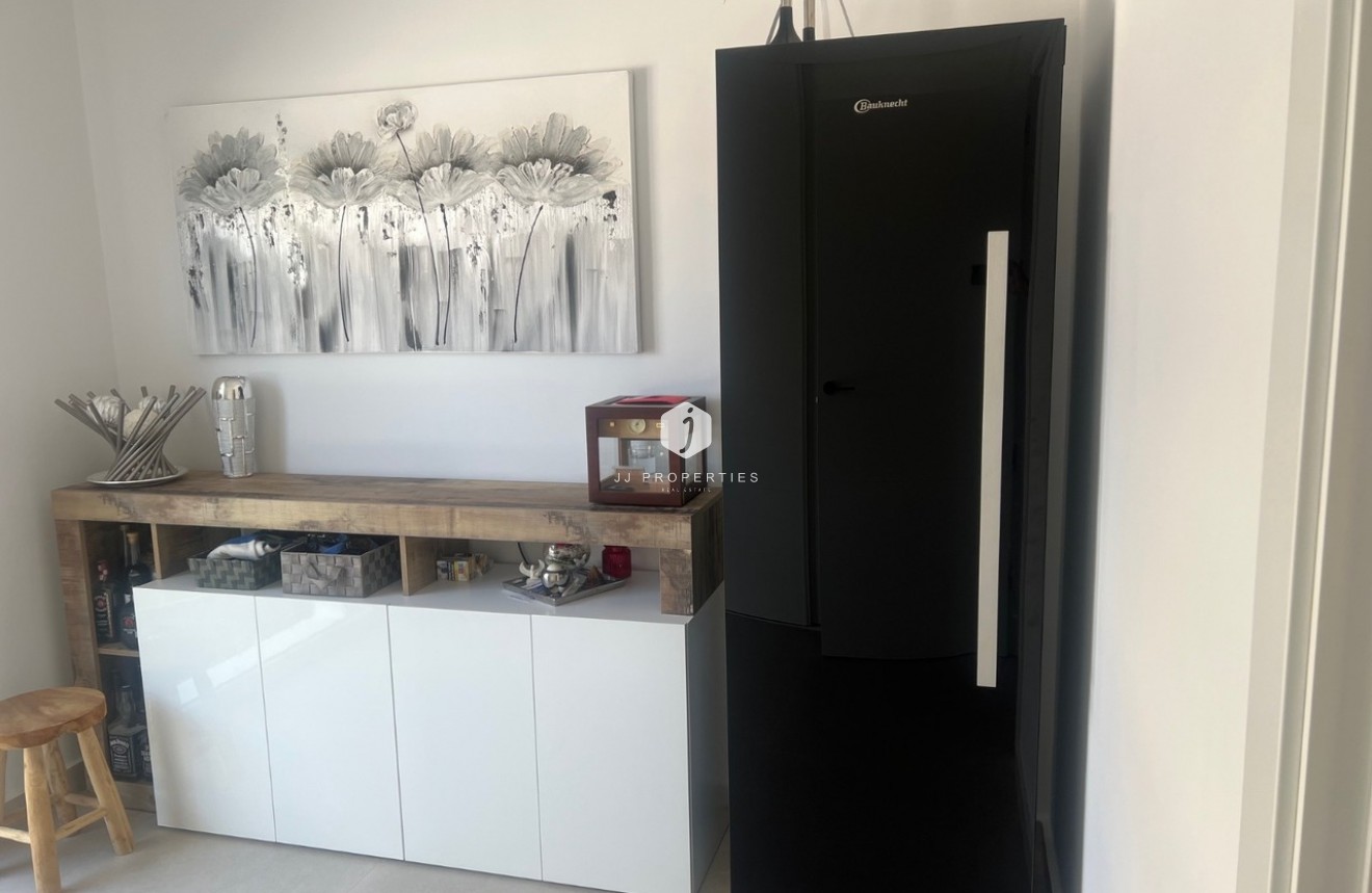 Resale - Villa -
Los Montesinos - Costa Blanca
