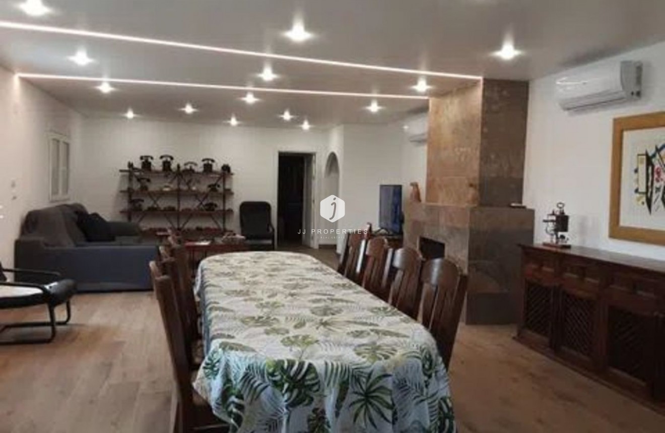Resale - Villa -
San Miguel de Salinas - Inland