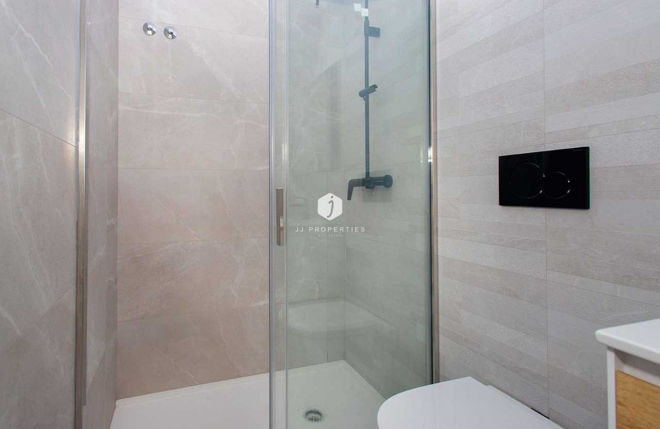 Resale - Apartment / flat -
Torrevieja - Costa Blanca