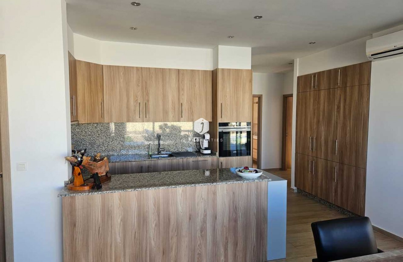 Resale - Villa -
Torrevieja - Costa Blanca