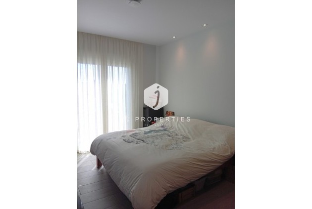 Resale - Villa -
La Finca Golf Resort - Inland