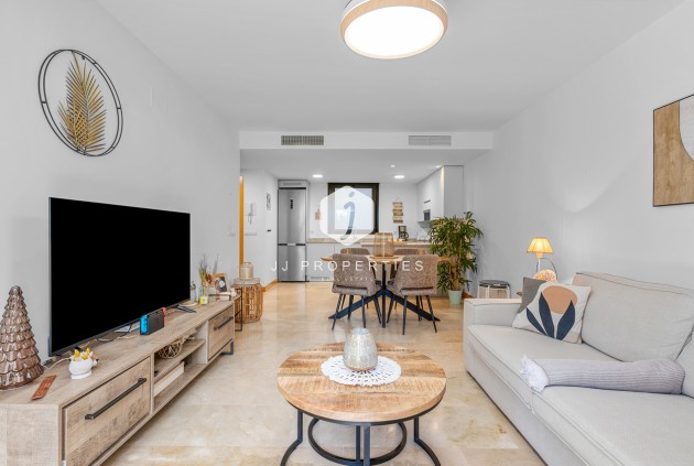 Aus zweiter Hand - Wohnung -
Campoamor - Costa Blanca