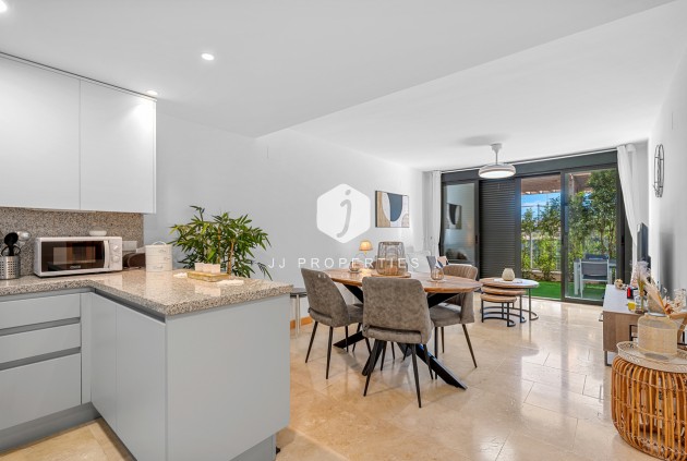 Aus zweiter Hand - Wohnung -
Campoamor - Costa Blanca