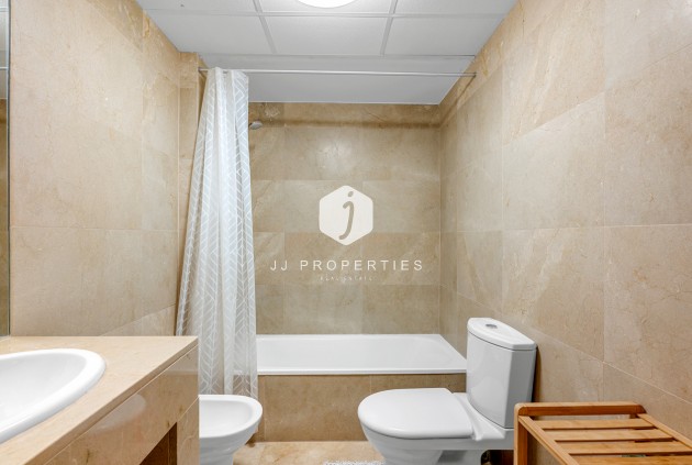 Aus zweiter Hand - Wohnung -
Campoamor - Costa Blanca