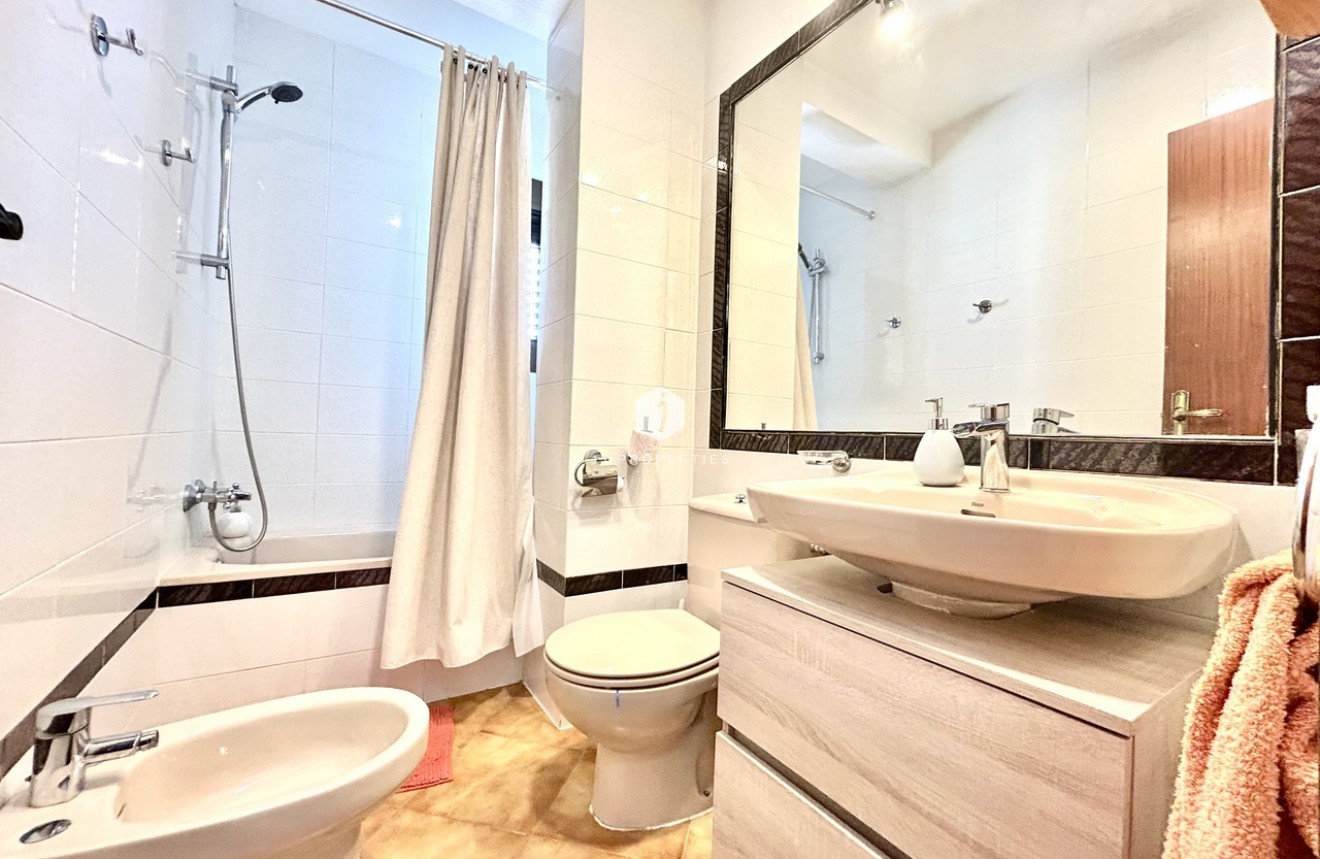 Tweedehands - Appartement / flat -
Cabo Roig - Costa Blanca