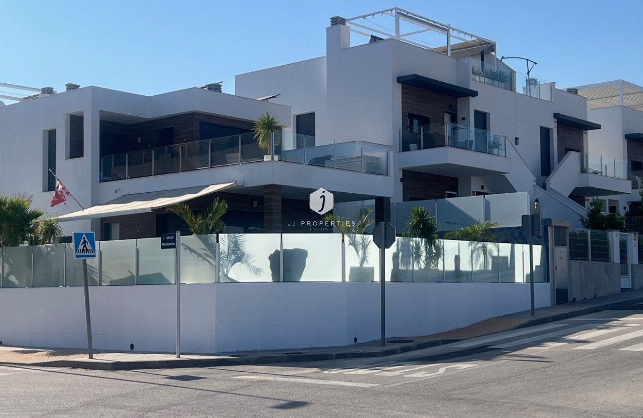 Segunda mano - Villa -
Los Montesinos - Costa Blanca