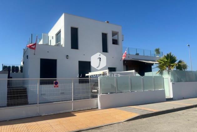 Segunda mano - Villa -
Los Montesinos - Costa Blanca