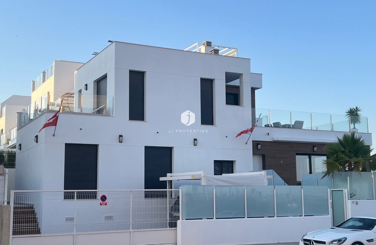 Z drugiej ręki - Villa -
Los Montesinos - Costa Blanca