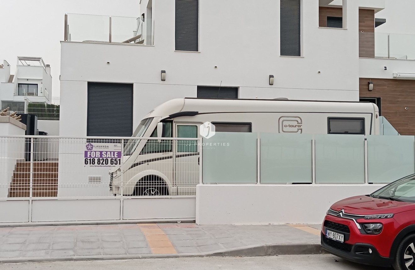 Z drugiej ręki - Villa -
Los Montesinos - Costa Blanca