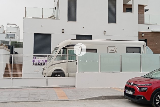 Segunda mano - Villa -
Los Montesinos - Costa Blanca