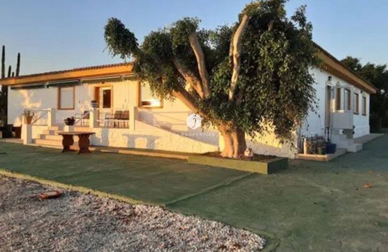 D'occasion - Villa -
San Miguel de Salinas - Inland