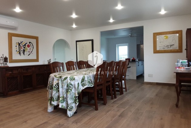 D'occasion - Villa -
San Miguel de Salinas - Inland