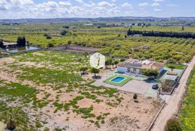 D'occasion - Villa -
San Miguel de Salinas - Inland