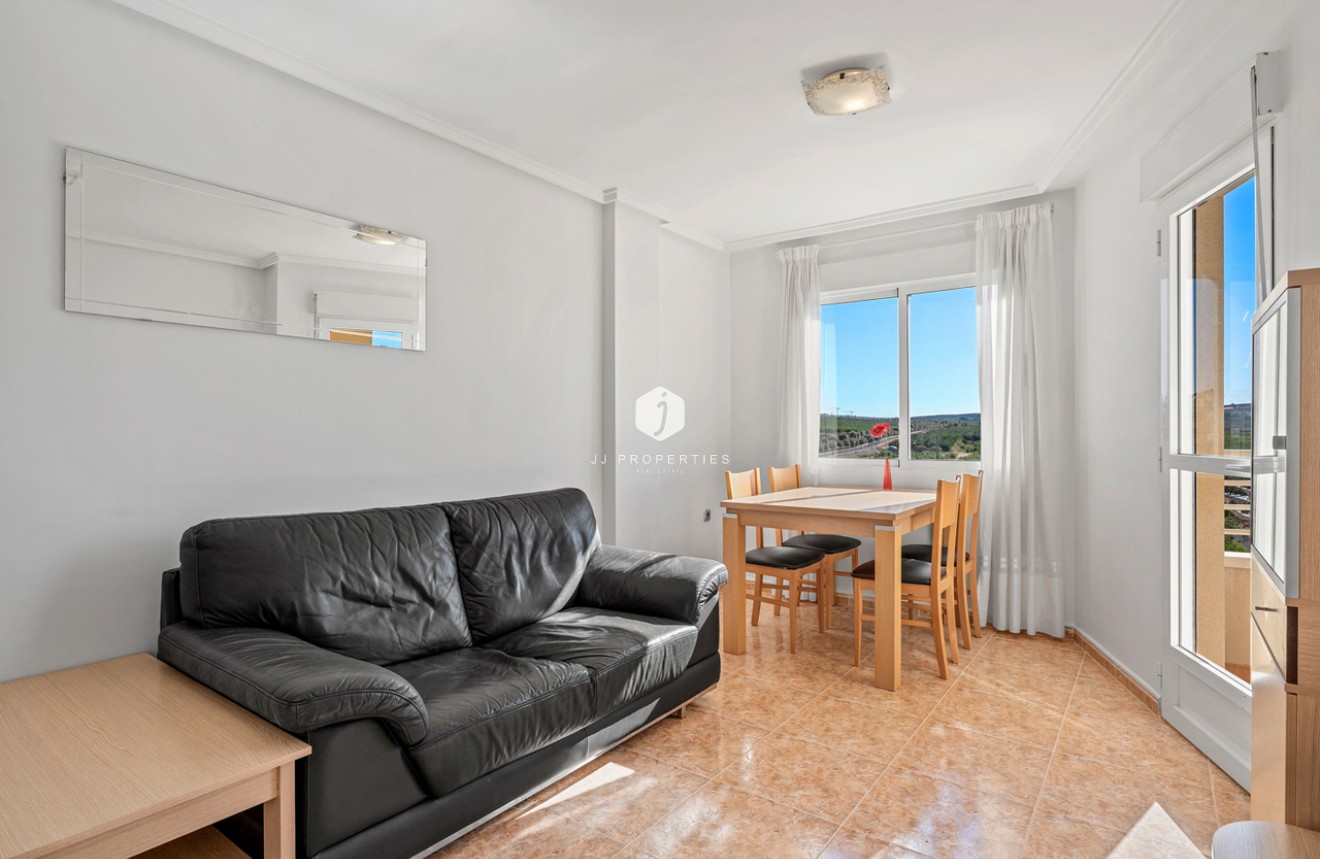 Tweedehands - Appartement / flat -
Algorfa - Inland