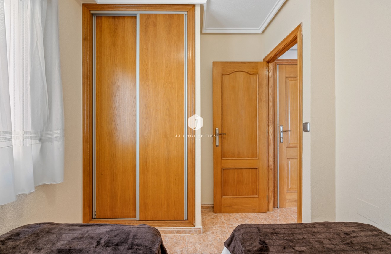 Tweedehands - Appartement / flat -
Algorfa - Inland