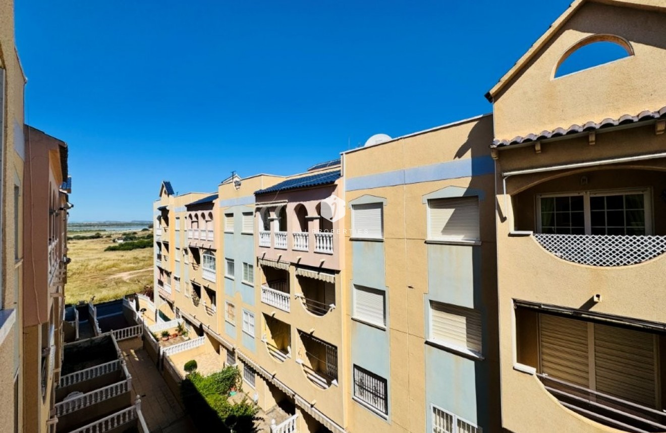 Tweedehands - Appartement / flat -
La Mata - Costa Blanca