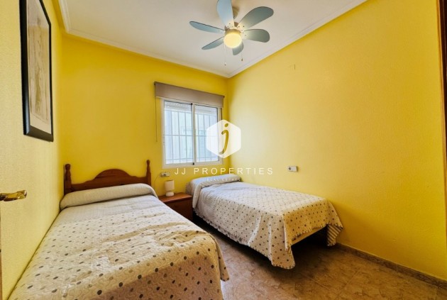 Tweedehands - Appartement / flat -
La Mata - Costa Blanca