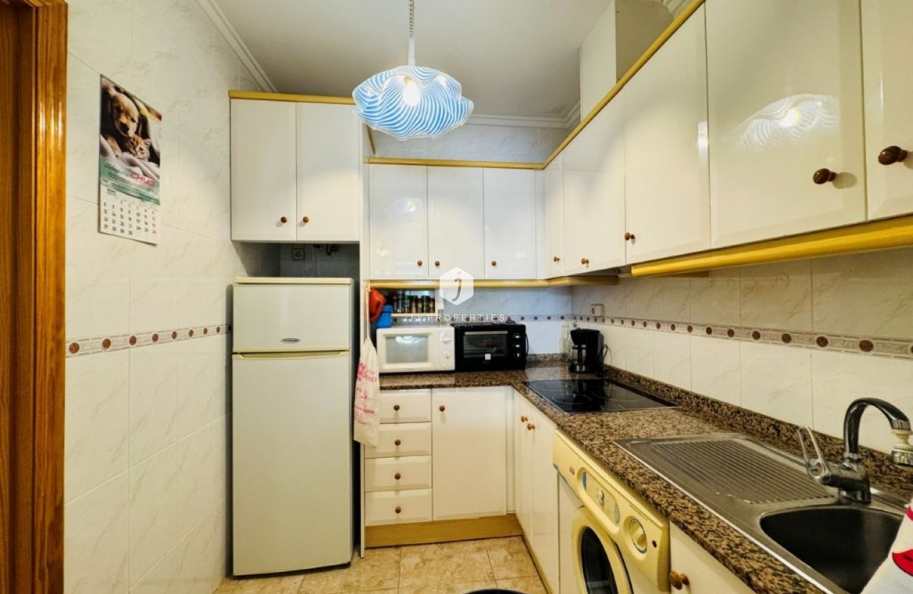 Tweedehands - Appartement / flat -
La Mata - Costa Blanca